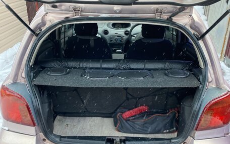 Toyota Vitz, 2000 год, 280 000 рублей, 25 фотография