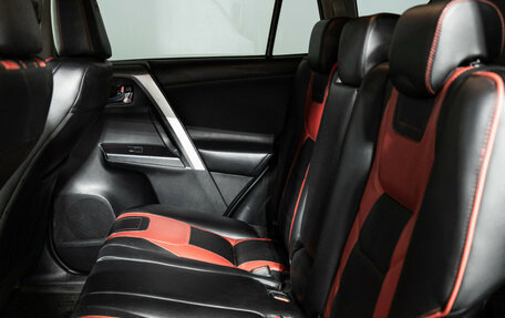 Toyota RAV4, 2016 год, 1 799 898 рублей, 10 фотография