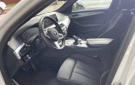 BMW 5 серия, 2019 год, 4 500 000 рублей, 7 фотография