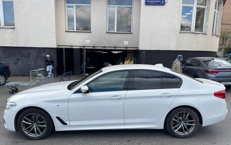 BMW 5 серия, 2019 год, 4 500 000 рублей, 16 фотография