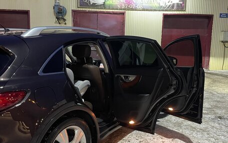 Infiniti FX II, 2010 год, 1 600 000 рублей, 5 фотография