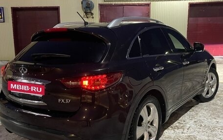 Infiniti FX II, 2010 год, 1 600 000 рублей, 15 фотография