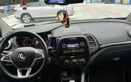 Renault Kaptur I рестайлинг, 2020 год, 1 700 000 рублей, 17 фотография