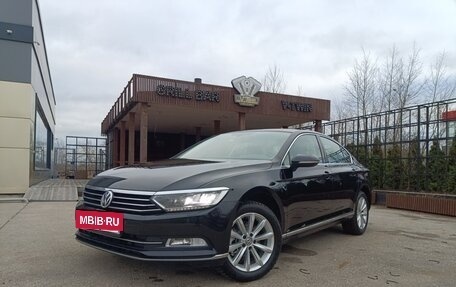 Volkswagen Passat B8 рестайлинг, 2019 год, 2 450 000 рублей, 2 фотография