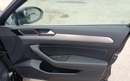 Volkswagen Passat B8 рестайлинг, 2019 год, 2 450 000 рублей, 25 фотография