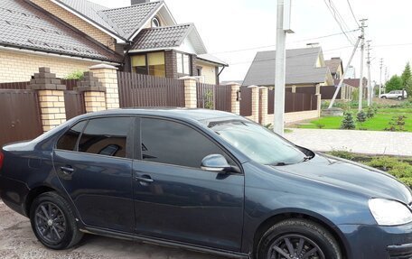 Volkswagen Jetta VI, 2006 год, 360 000 рублей, 2 фотография