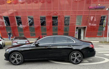 Mercedes-Benz E-Класс, 2019 год, 3 690 000 рублей, 8 фотография