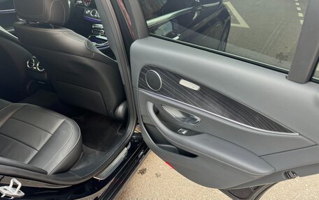 Mercedes-Benz E-Класс, 2019 год, 3 690 000 рублей, 16 фотография