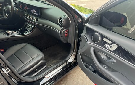 Mercedes-Benz E-Класс, 2019 год, 3 690 000 рублей, 17 фотография