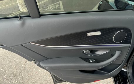 Mercedes-Benz E-Класс, 2019 год, 3 690 000 рублей, 14 фотография