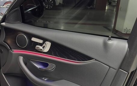 Mercedes-Benz E-Класс, 2019 год, 3 690 000 рублей, 22 фотография