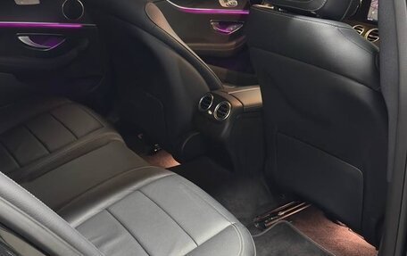 Mercedes-Benz E-Класс, 2019 год, 3 690 000 рублей, 24 фотография