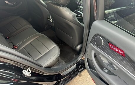 Mercedes-Benz E-Класс, 2019 год, 3 690 000 рублей, 15 фотография