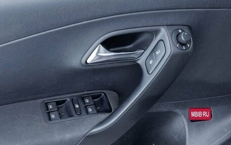 Volkswagen Polo VI (EU Market), 2016 год, 1 021 000 рублей, 17 фотография