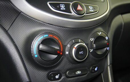 Hyundai Solaris II рестайлинг, 2014 год, 925 000 рублей, 13 фотография