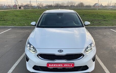 KIA cee'd III, 2018 год, 1 390 000 рублей, 2 фотография
