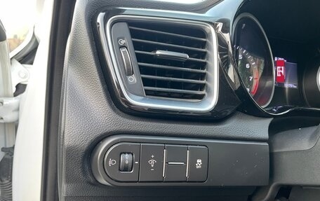 KIA cee'd III, 2018 год, 1 390 000 рублей, 30 фотография