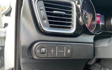 KIA cee'd III, 2018 год, 1 390 000 рублей, 29 фотография