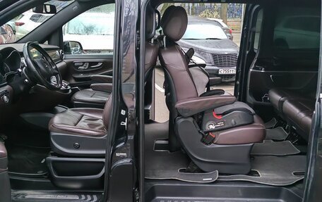 Mercedes-Benz V-Класс, 2016 год, 3 350 000 рублей, 4 фотография