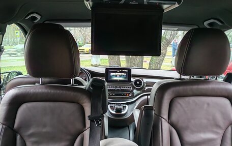 Mercedes-Benz V-Класс, 2016 год, 3 350 000 рублей, 3 фотография