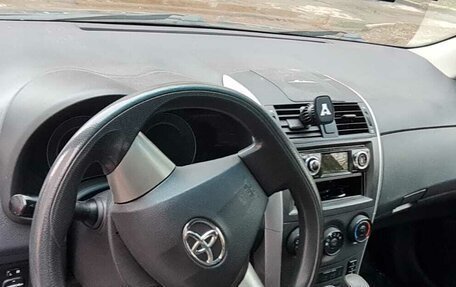 Toyota Corolla, 2011 год, 930 000 рублей, 4 фотография