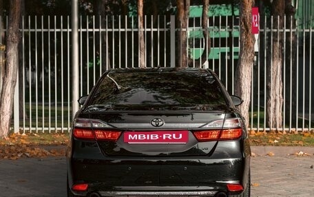 Toyota Camry, 2015 год, 2 090 000 рублей, 38 фотография