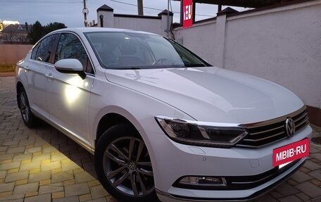 Volkswagen Passat B8 рестайлинг, 2017 год, 2 100 000 рублей, 2 фотография