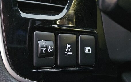 Mitsubishi Outlander III рестайлинг 3, 2020 год, 2 649 000 рублей, 18 фотография