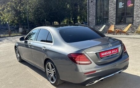 Mercedes-Benz E-Класс, 2016 год, 3 300 000 рублей, 1 фотография