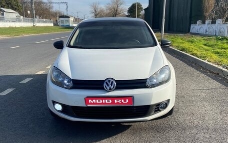 Volkswagen Golf VI, 2011 год, 900 000 рублей, 1 фотография