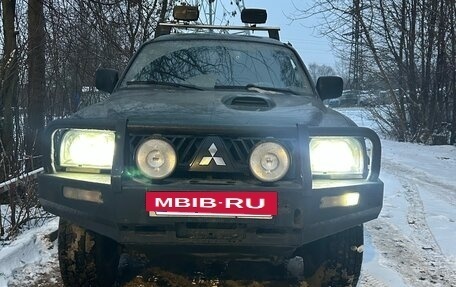 Mitsubishi L200 III рестайлинг, 2005 год, 750 000 рублей, 2 фотография