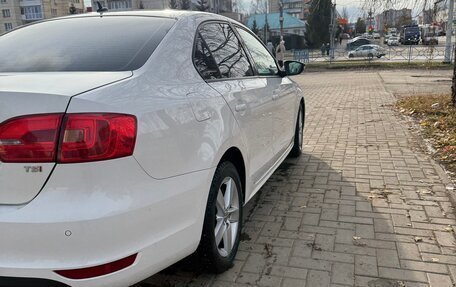 Volkswagen Jetta VI, 2013 год, 920 000 рублей, 6 фотография