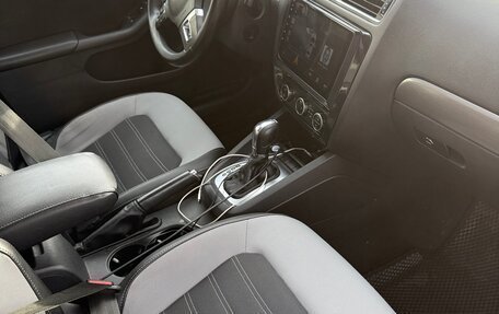 Volkswagen Jetta VI, 2013 год, 920 000 рублей, 10 фотография