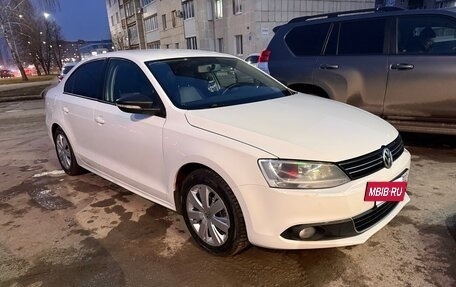 Volkswagen Jetta VI, 2013 год, 920 000 рублей, 14 фотография