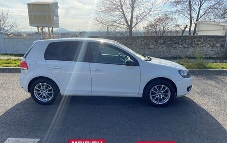 Volkswagen Golf VI, 2011 год, 900 000 рублей, 3 фотография