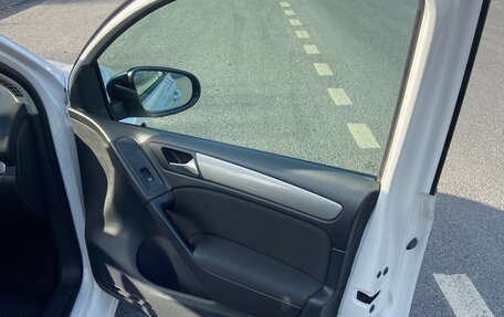 Volkswagen Golf VI, 2011 год, 900 000 рублей, 16 фотография