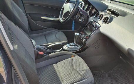 Peugeot 408 I рестайлинг, 2017 год, 780 000 рублей, 9 фотография