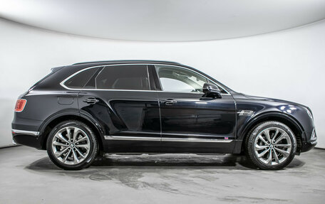 Bentley Bentayga I, 2016 год, 9 990 000 рублей, 4 фотография