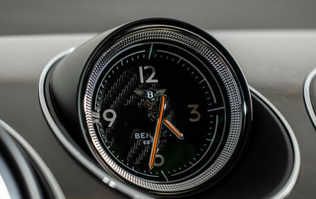 Bentley Bentayga I, 2016 год, 9 990 000 рублей, 23 фотография