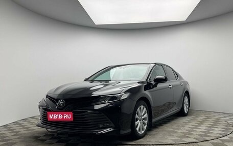 Toyota Camry, 2019 год, 2 990 000 рублей, 1 фотография