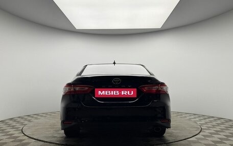 Toyota Camry, 2019 год, 2 990 000 рублей, 6 фотография