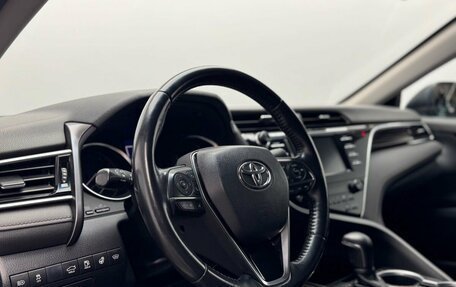 Toyota Camry, 2019 год, 2 990 000 рублей, 14 фотография