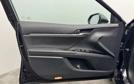 Toyota Camry, 2019 год, 2 990 000 рублей, 13 фотография