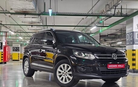 Volkswagen Tiguan I, 2016 год, 2 100 000 рублей, 1 фотография