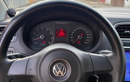 Volkswagen Polo VI (EU Market), 2011 год, 550 000 рублей, 12 фотография