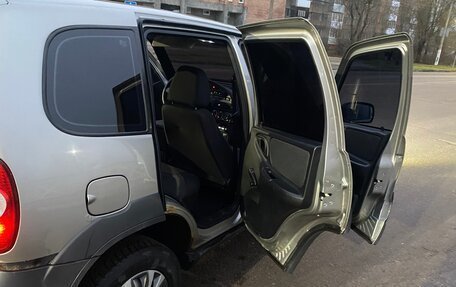 Chevrolet Niva I рестайлинг, 2012 год, 400 000 рублей, 11 фотография