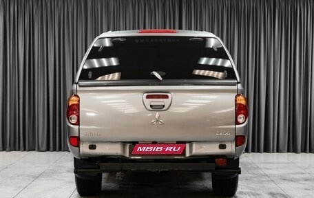 Mitsubishi L200 IV рестайлинг, 2015 год, 1 479 000 рублей, 4 фотография
