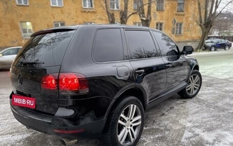 Volkswagen Touareg III, 2003 год, 749 000 рублей, 4 фотография