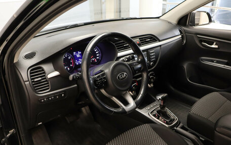 KIA Rio IV, 2018 год, 1 378 000 рублей, 7 фотография