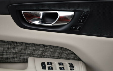 Volvo XC60 II, 2020 год, 3 599 000 рублей, 27 фотография